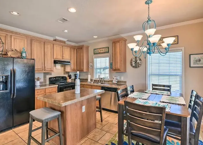Coastal Heaven - Crystal Beach Relaxing Beach Home